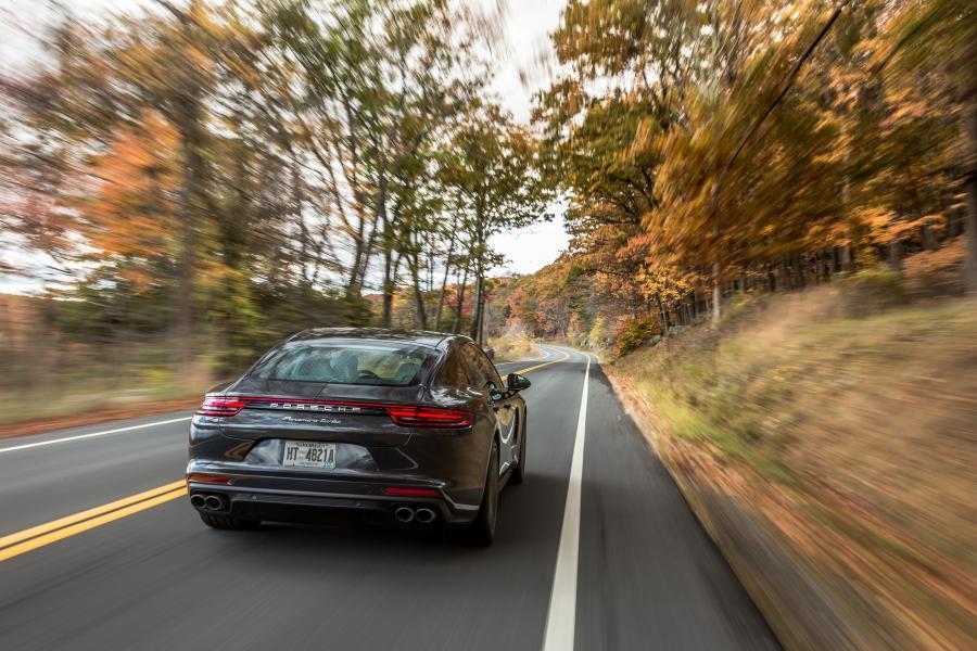  Porsche Panamera Turbo 2016 года  (NA) (фото 7 из 29)